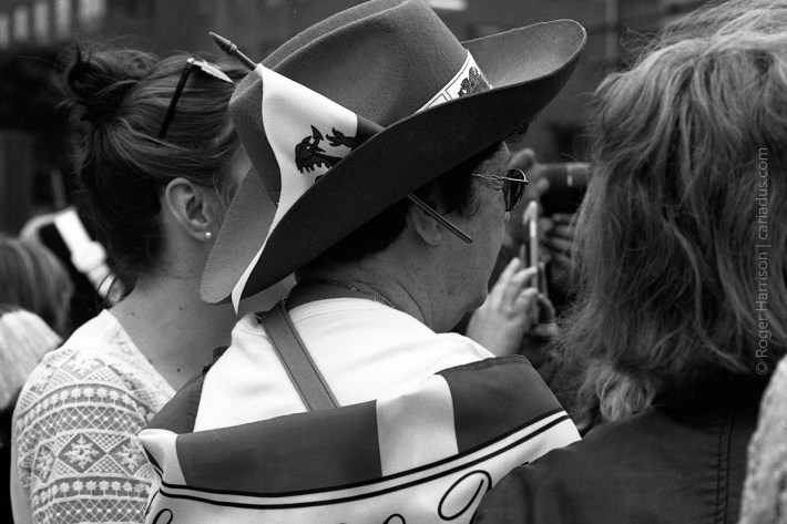 Think she might be a Royal supporter